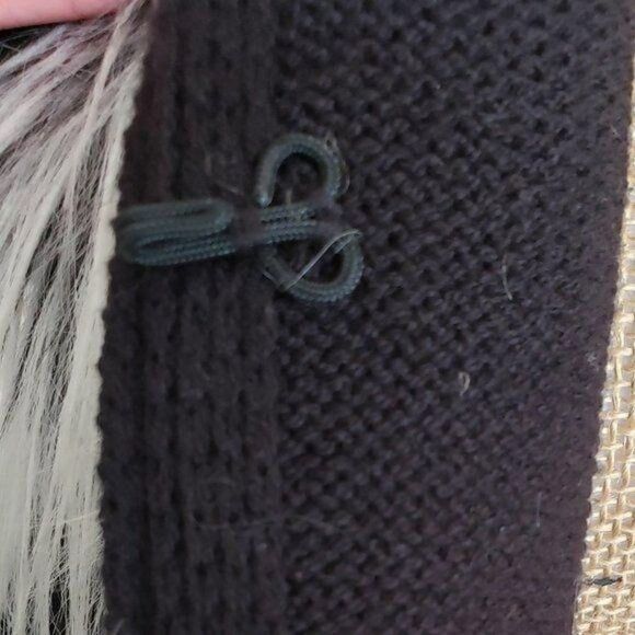 Women's Faux Fur Vest Black and White Sweater Cardigan Vince Camuto Small NWOT - Picture 6 of 9